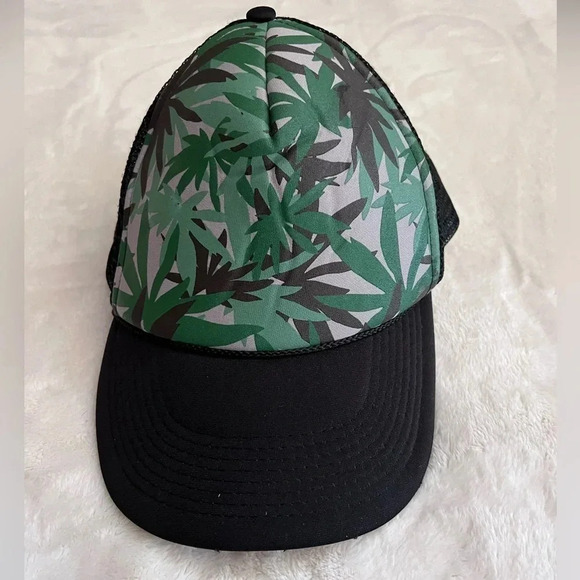 Marajuana Cannabis Hat Cap Trucker Hat One Size Adjustable Snap Back Mesh - Picture 1 of 7